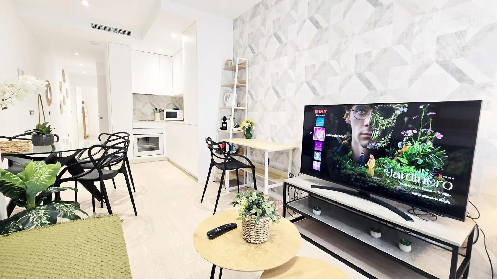 Aa Guest - Biznaga Beach Center Eco Apartment contacts